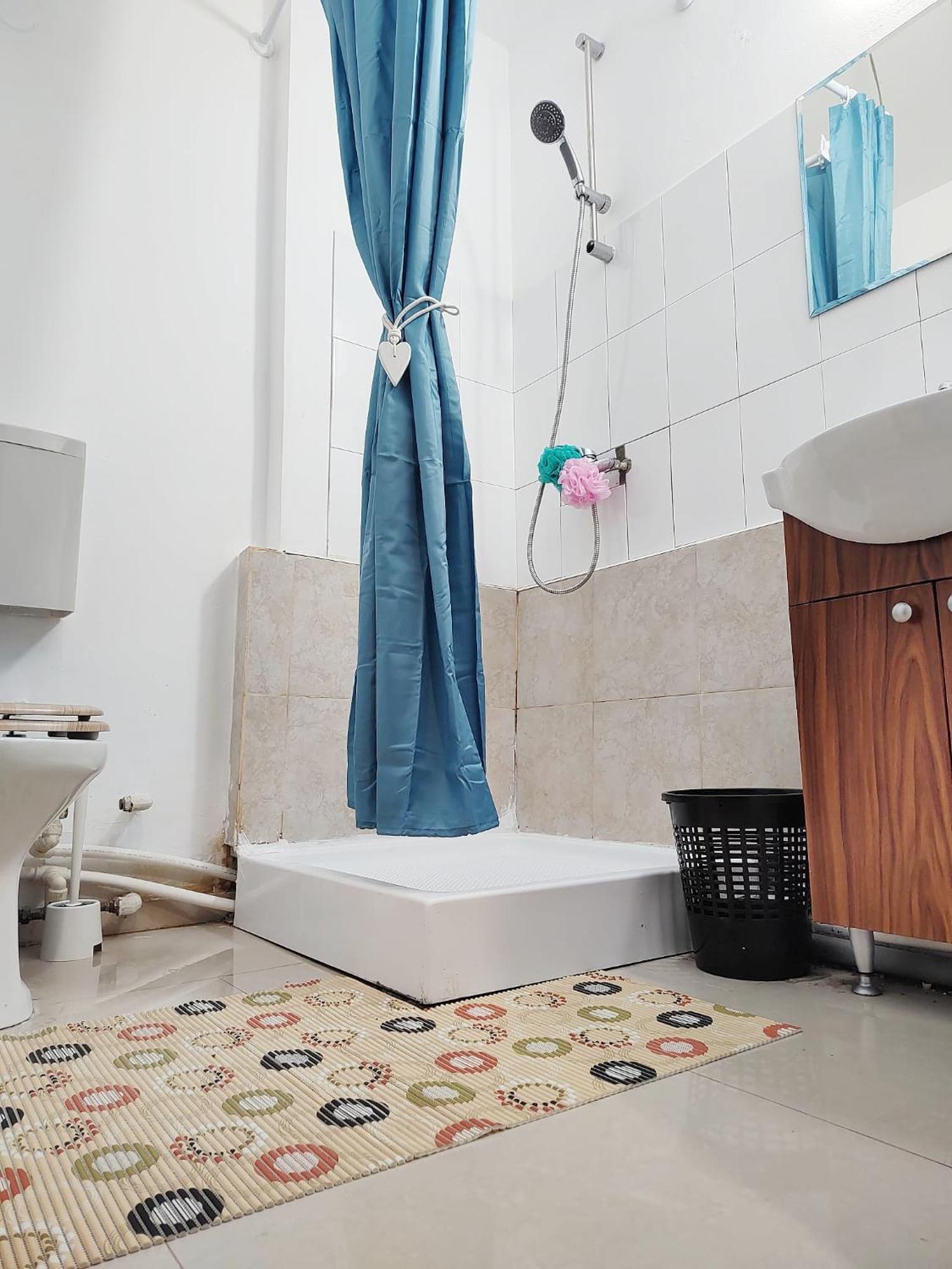 Central Retreat- Apartment Universitate Bucureşti Ngoại thất bức ảnh