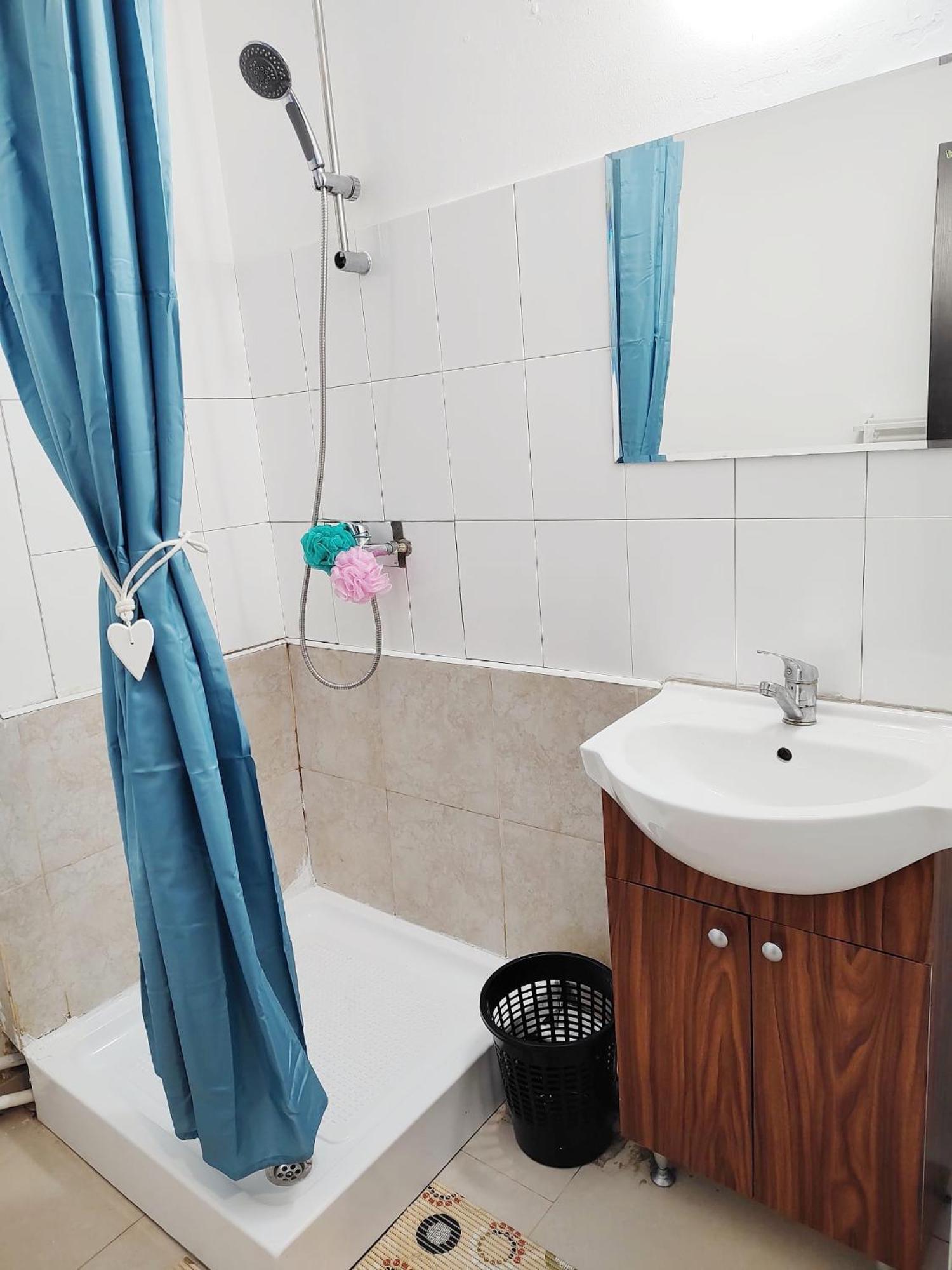 Central Retreat- Apartment Universitate Bucureşti Ngoại thất bức ảnh